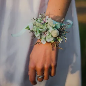 Mint flower bracelet Pastel turquoise bracelet Wrist corsage for bride Flower jewellery Customisable bracelet Bridesmaids jewellery Magaela