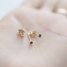 Stardust stud Earring (medium/ single) - 14K/ 18K Gold